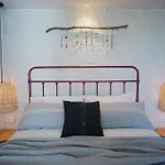 호텔 Yacht Boheme Hotel-boutique Class - Adults Only 3*