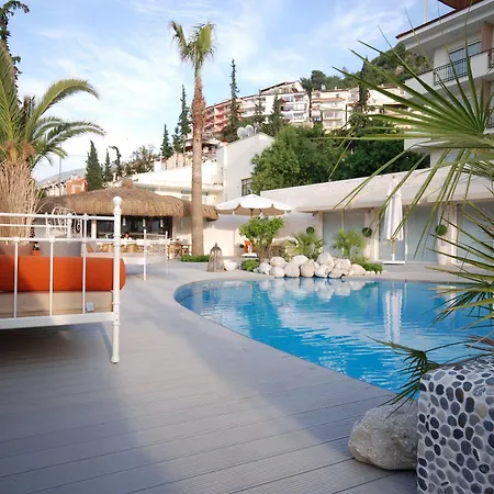 Отель Yacht Boheme Hotel-boutique Class - Adults Only 3*