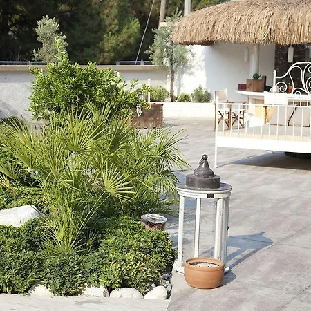 Yacht Boheme Hotel-boutique Class - Adults Only