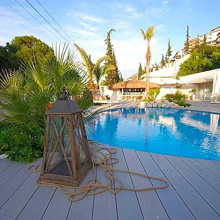 호텔 Yacht Boheme Hotel-boutique Class - Adults Only