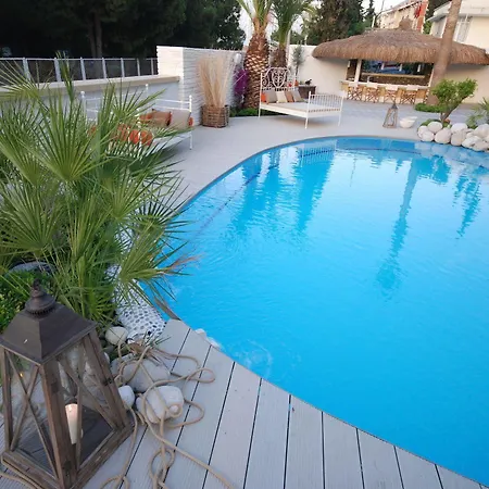 Yacht Boheme Hotel-boutique Class - Adults Only