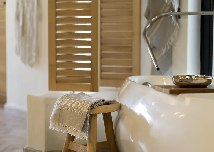 Ξενοδοχείο Yacht Boheme Hotel-boutique Class - Adults Only 3*