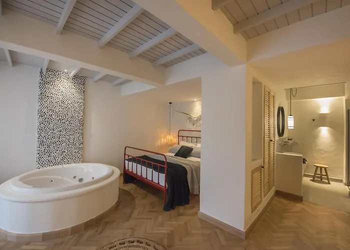 Yacht Boheme Hotel-boutique Class - Adults Only