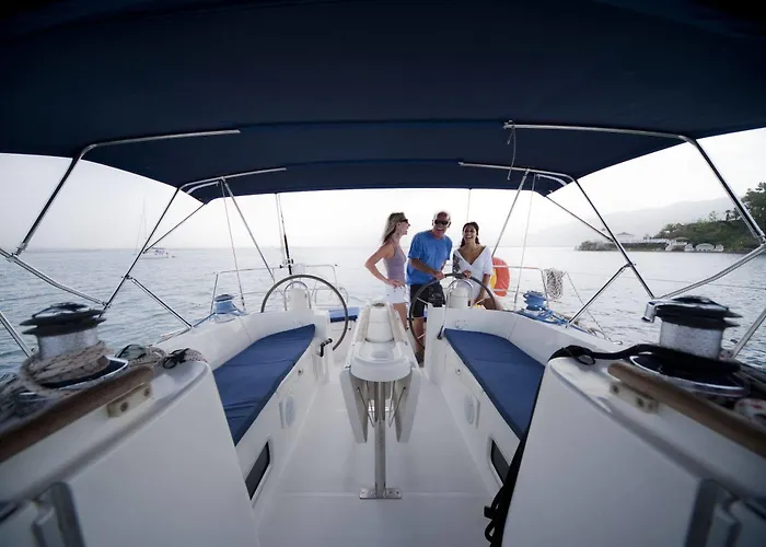 Yacht Boheme Hotel-boutique Class - Adults Only ホテル 3*