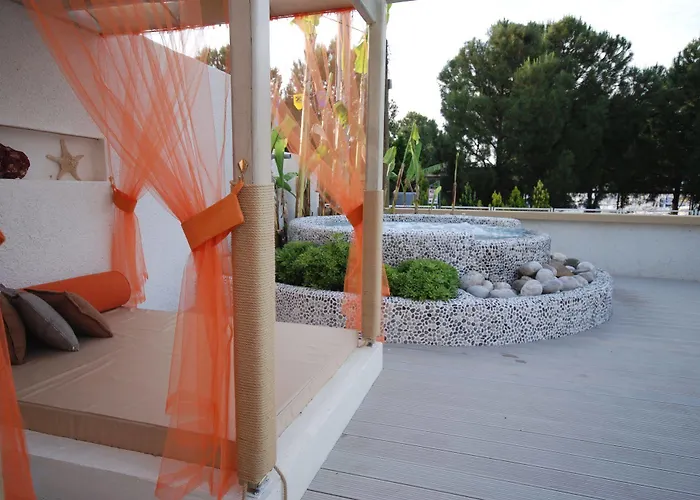 Yacht Boheme Hotel-boutique Class - Adults Only 3*