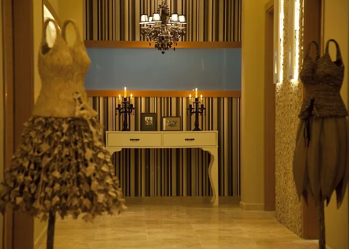 Yacht Boheme Hotel-boutique Class - Adults Only ホテル 3*