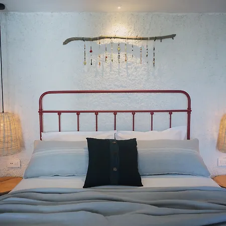 מלון Yacht Boheme Hotel-boutique Class - Adults Only 3*